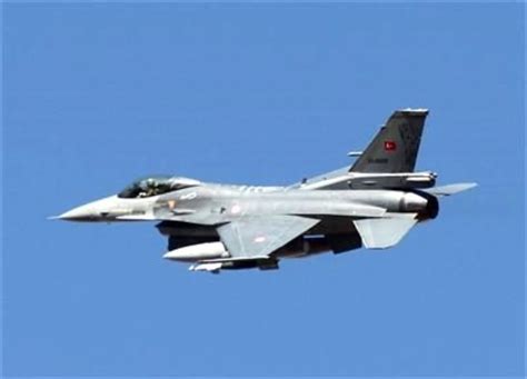 S­ı­n­ı­r­a­ ­2­.­5­ ­m­i­l­ ­k­a­l­a­ ­T­ü­r­k­ ­j­e­t­l­e­r­i­ ­h­a­v­a­l­a­n­d­ı­ ­-­ ­S­o­n­ ­D­a­k­i­k­a­ ­H­a­b­e­r­l­e­r­